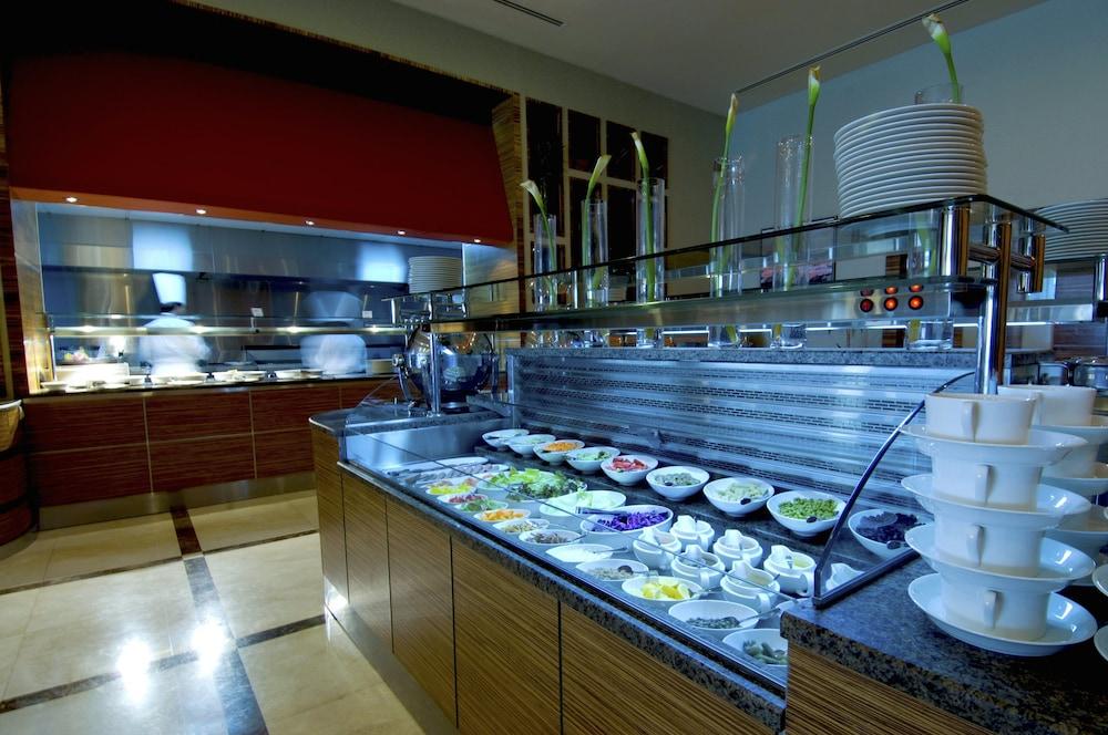 Hilton Garden Inn Riyadh Olaya Exteriér fotografie