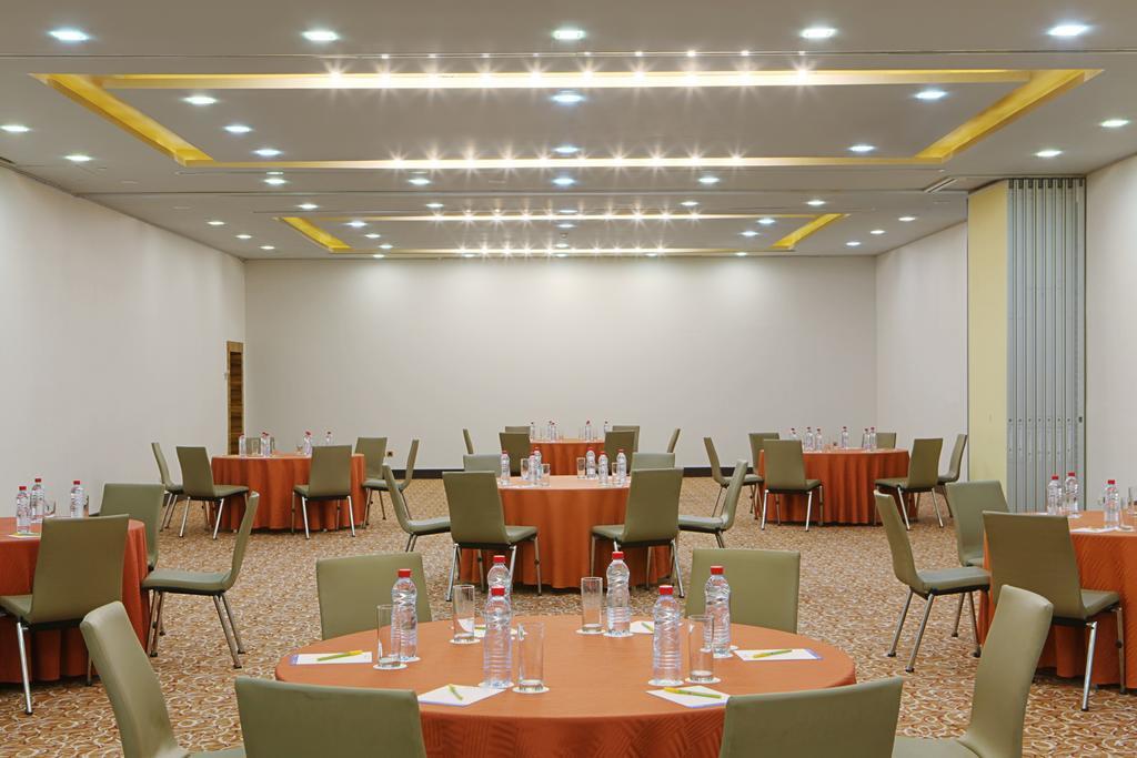 Hilton Garden Inn Riyadh Olaya Exteriér fotografie