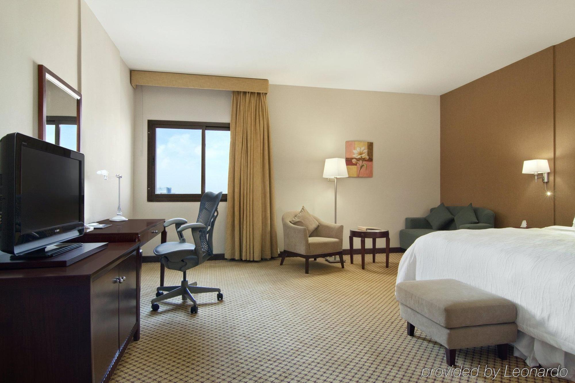 Hilton Garden Inn Riyadh Olaya Pokoj fotografie