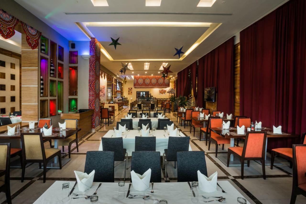 Hilton Garden Inn Riyadh Olaya Exteriér fotografie